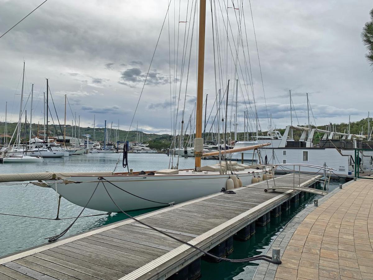 Bellavista Houseboat Apartment Portorose エクステリア 写真