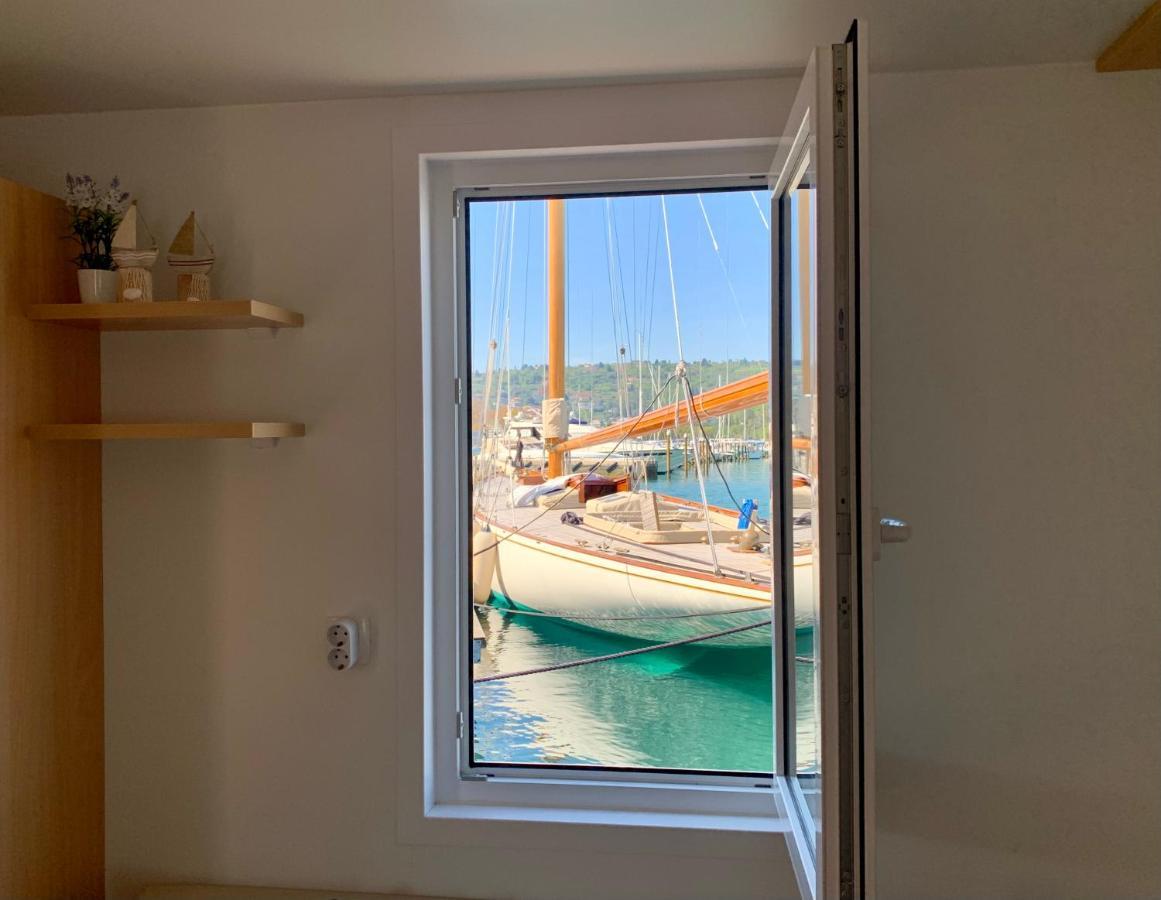 Bellavista Houseboat Apartment Portorose エクステリア 写真