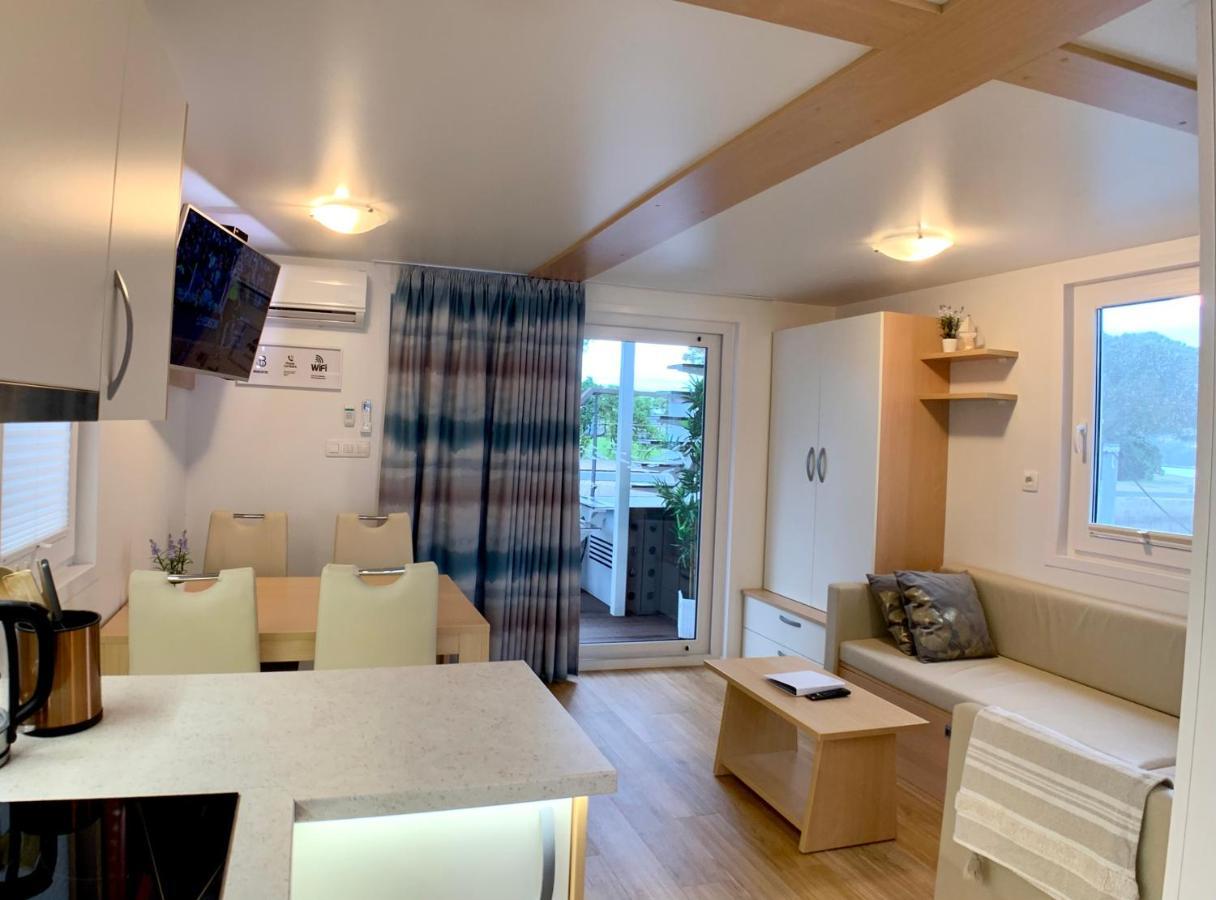 Bellavista Houseboat Apartment Portorose エクステリア 写真